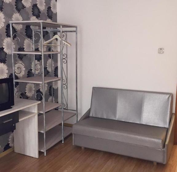 호스텔 Family Hotel Amor