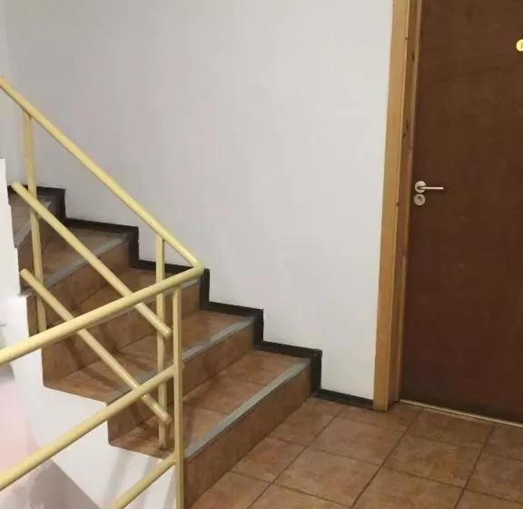 هاستل Family Hotel Amor