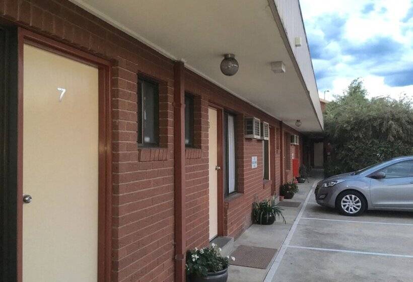 Albury Central Motel