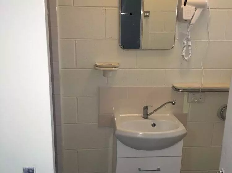 Albury Central Motel
