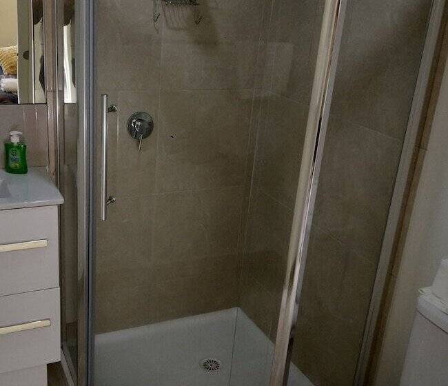 Albury Central Motel