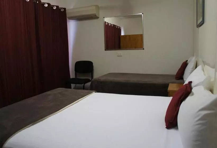 Ayrline Motel