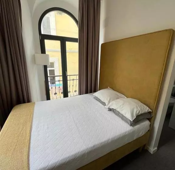 Day Off Suite&hostel