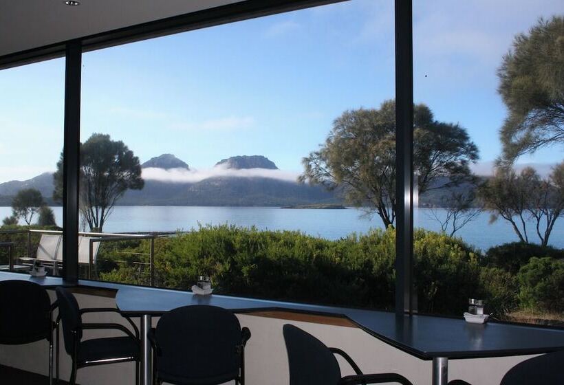 Edge Of The Bay Resort