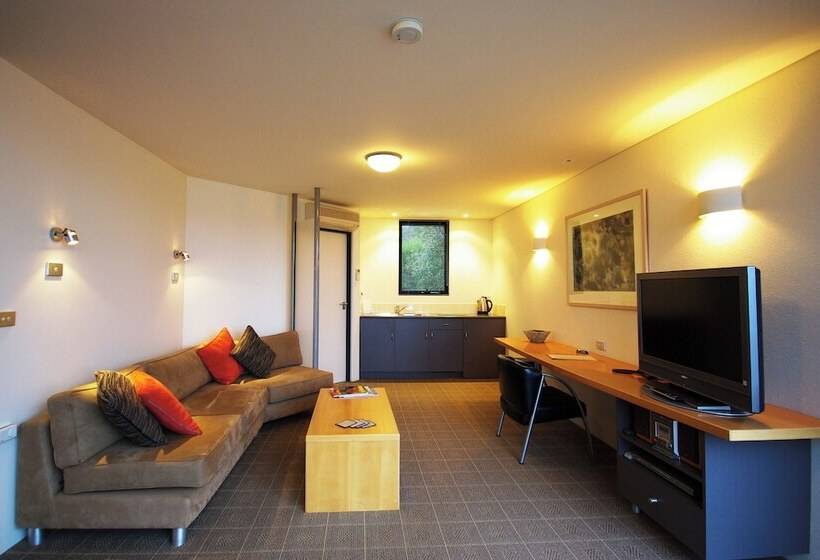 Edge Of The Bay Resort