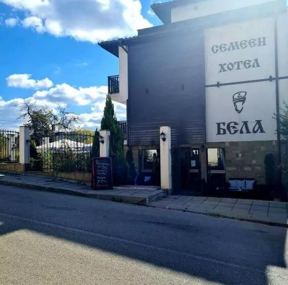 Family Hotel Bela