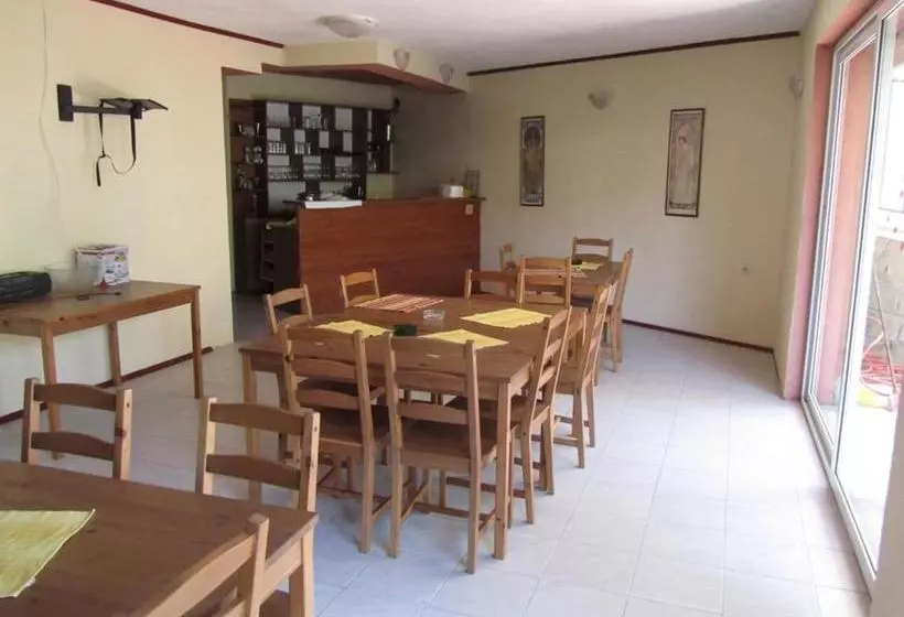 هتل House Sofia