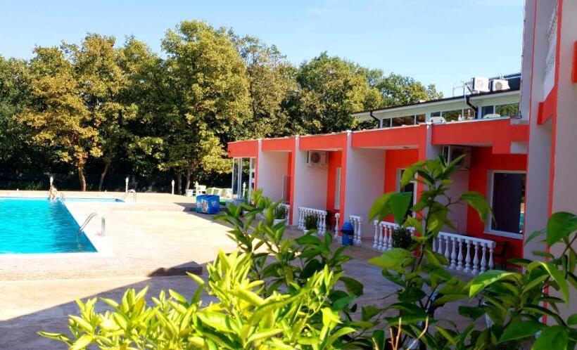 Отель Afrodita Dimitrovgrad Bg