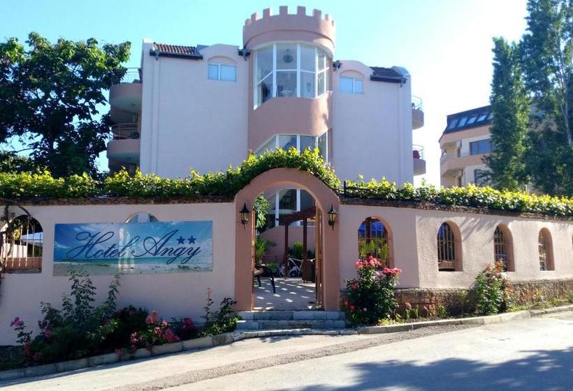 ホテル Angy