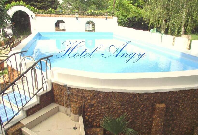 ホテル Angy