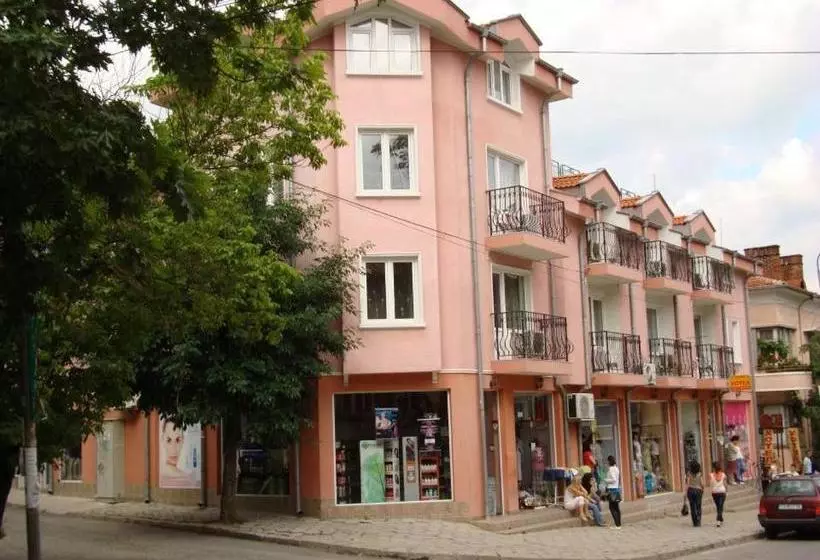 هتل Guest House Deloni