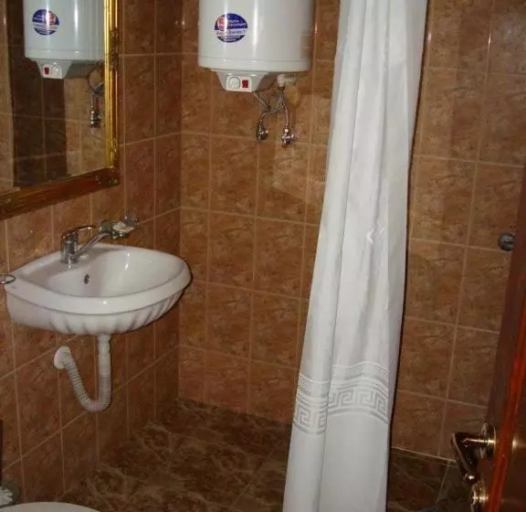 هتل Guest House Deloni