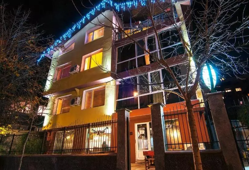 هتل Zara Rooms