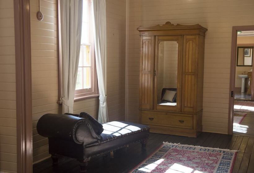 فندق Hillview Heritage Estate