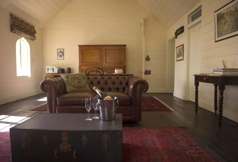 ホテル Hillview Heritage Estate