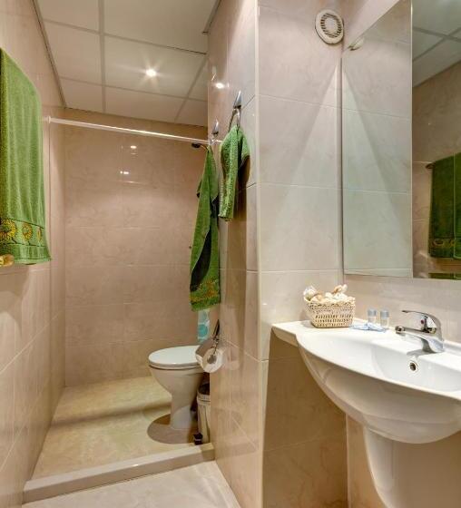 هتل Kalithea Family