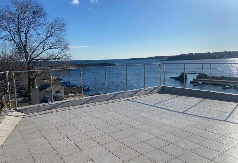 فندق Ribarska Sreshta Family