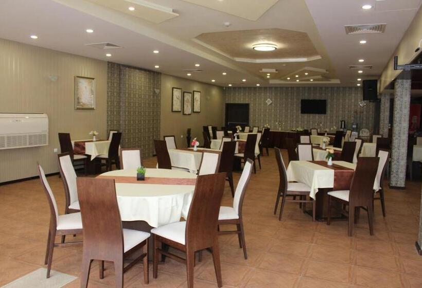 ホテル Teodora Palace