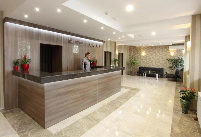 ホテル Teodora Palace