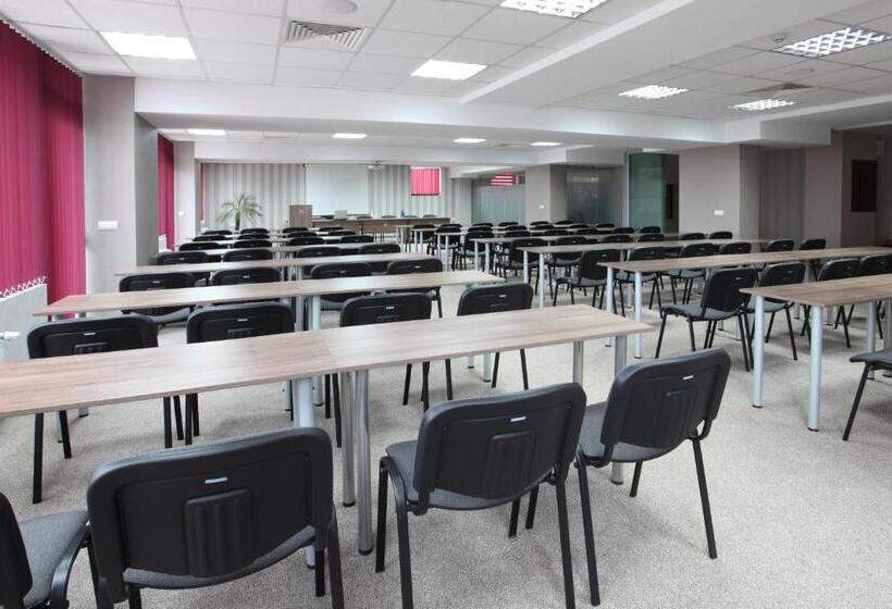 ホテル Teodora Palace