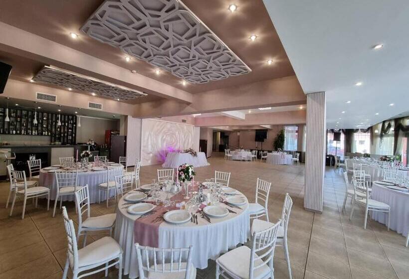 ホテル Teodora Palace