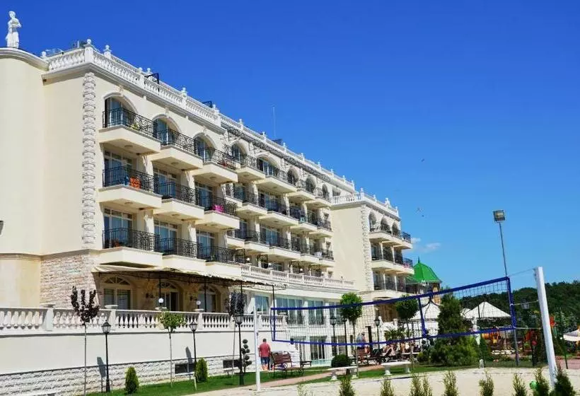 ホテル Therma Palace   Mineral Pool & Spa & All Inclusive