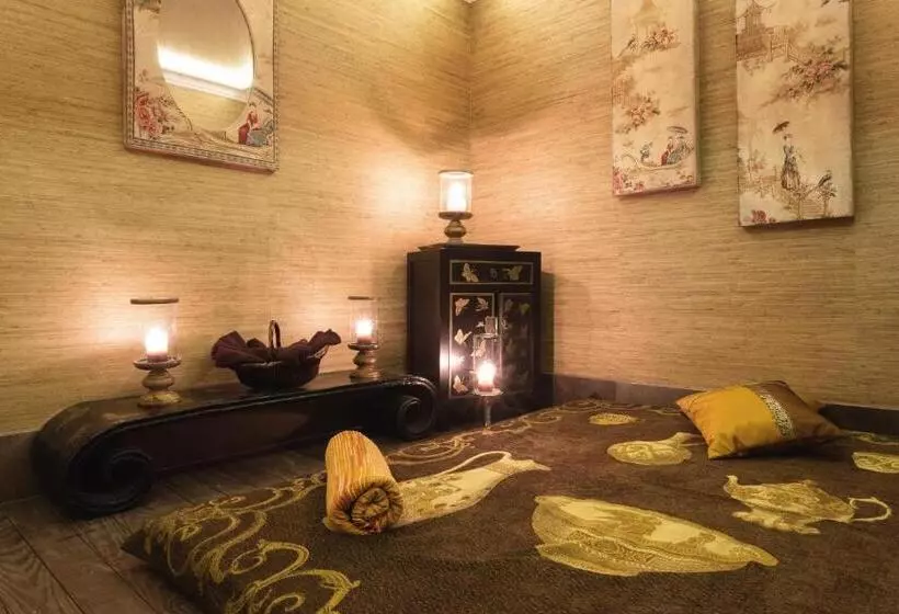 ホテル Therma Palace   Mineral Pool & Spa & All Inclusive