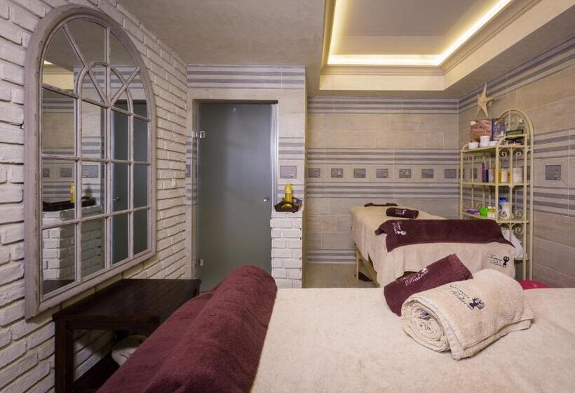 هتل Therma Palace Mineral Pool & Spa & All Inclusive