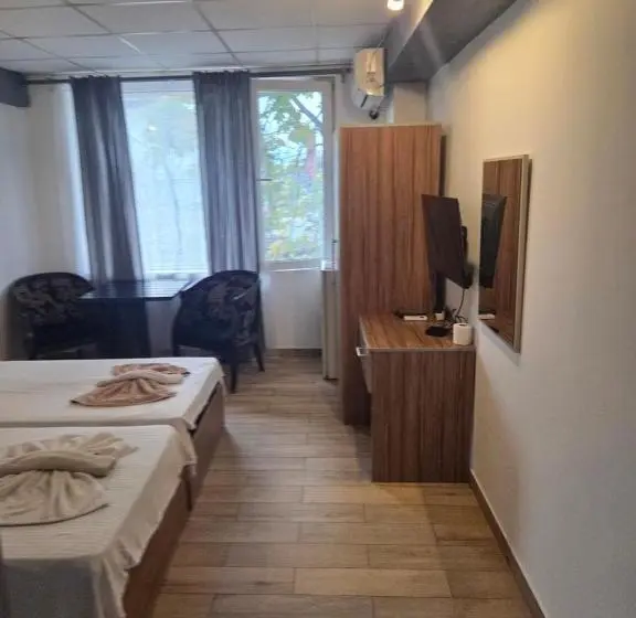 هتل Zara Rooms