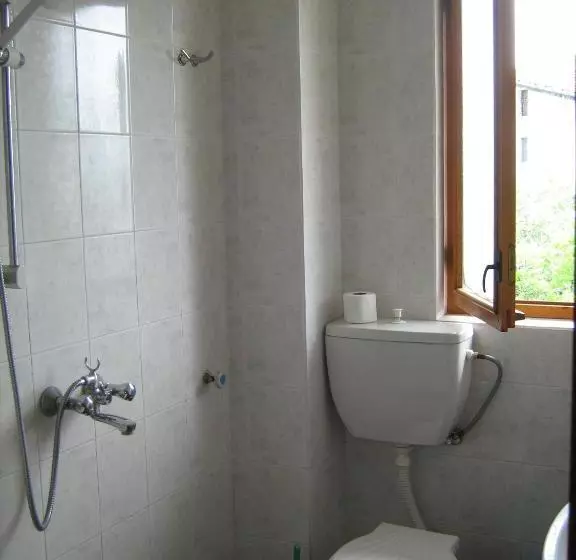 Residens Victoria Sinemorets Guest House