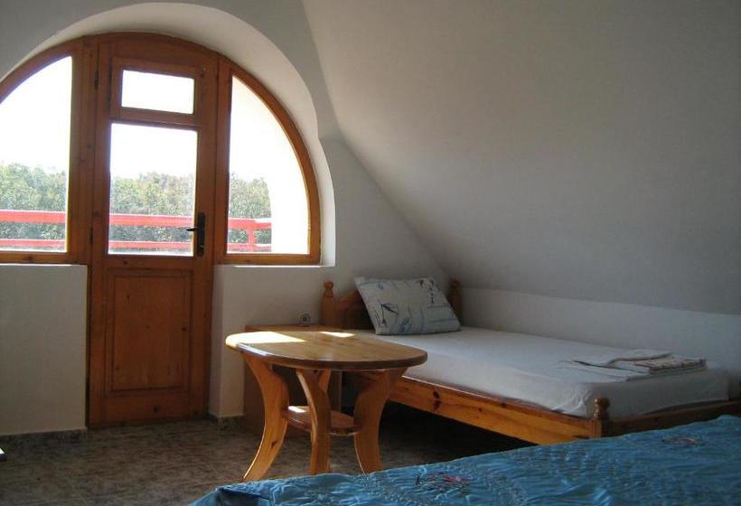 إقامة Victoria Sinemorets Guest House