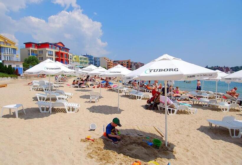 استراحتگاه Aurelia Beach Complex