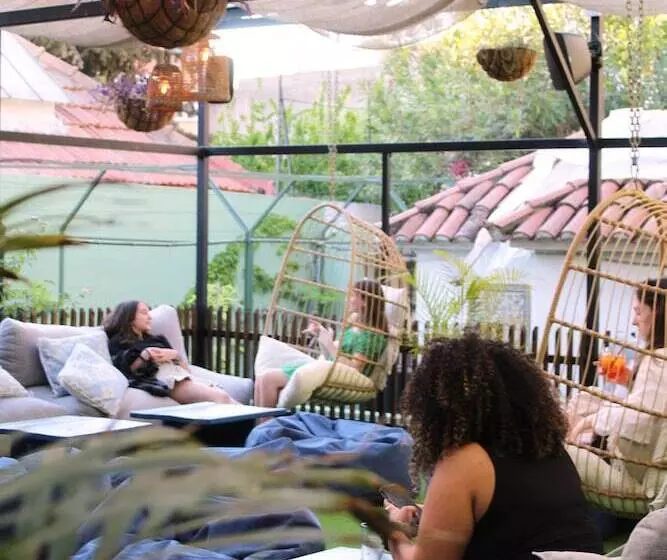 Sant Jordi Hostels Lisbon