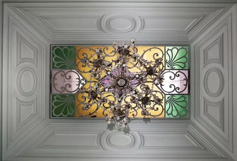 Sant Jordi Hostels Lisbon