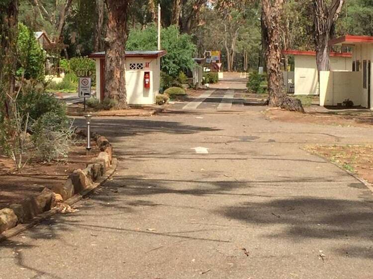 Wagon Wheel Motel & Units