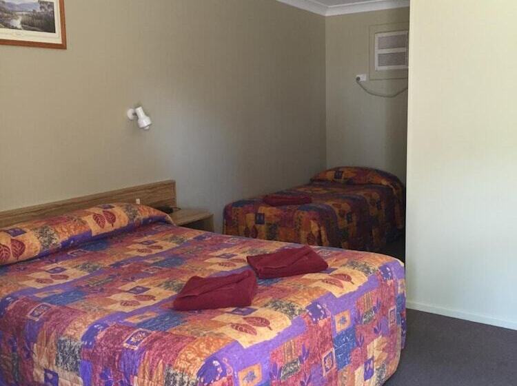 Wagon Wheel Motel & Units