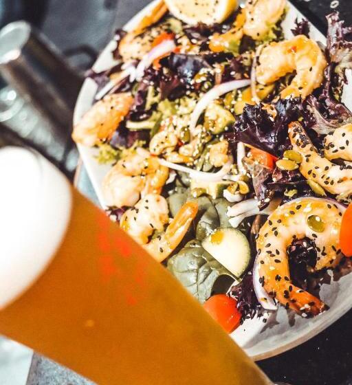 Auberge Hôtelière Yamba Central