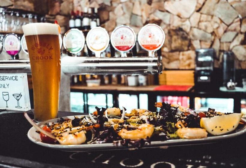 Auberge Hôtelière Yamba Central