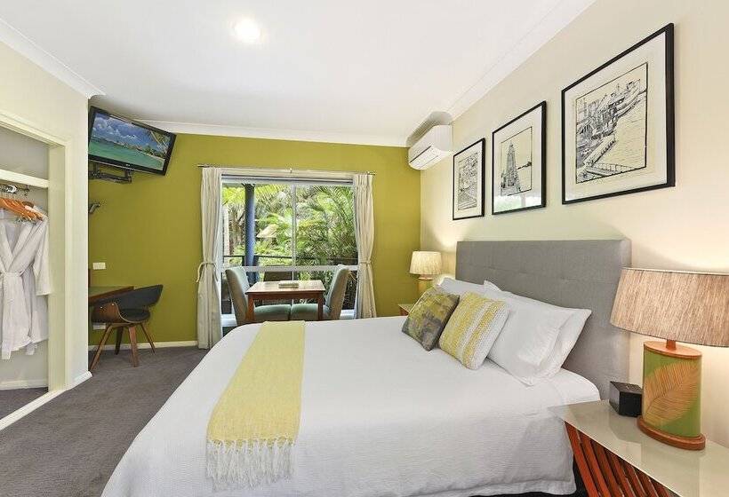 Azura Beach House B&b