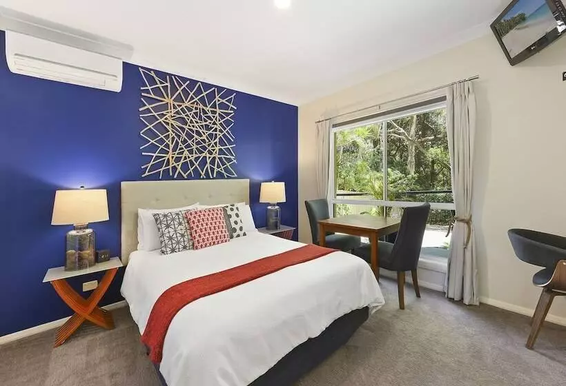 Azura Beach House B&b