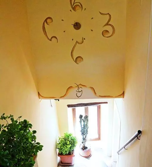 ベッドアンドブレックファースト Locanda Delle Ginestre