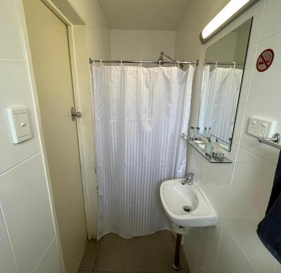 Hi Way Motel Grafton   Contactless