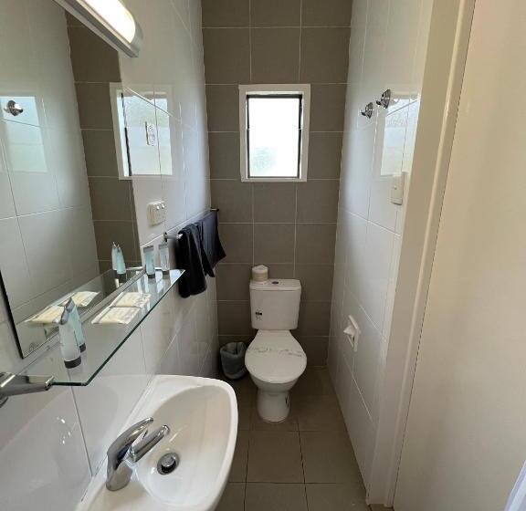 Hi Way Motel Grafton   Contactless