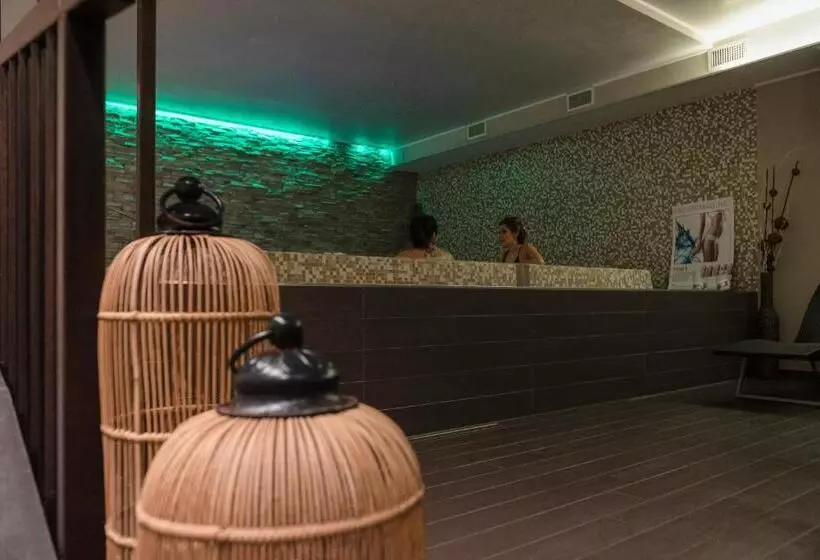 هتل 4 Venti Spa & Wellness