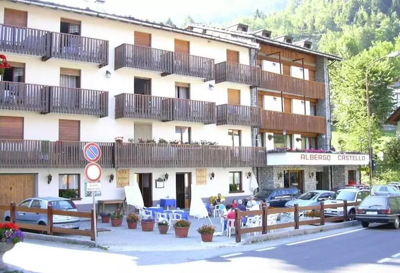 ホテル Albergo Castello Da Bonino