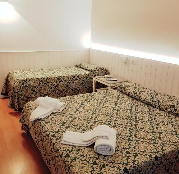 ホテル Degli Olmi