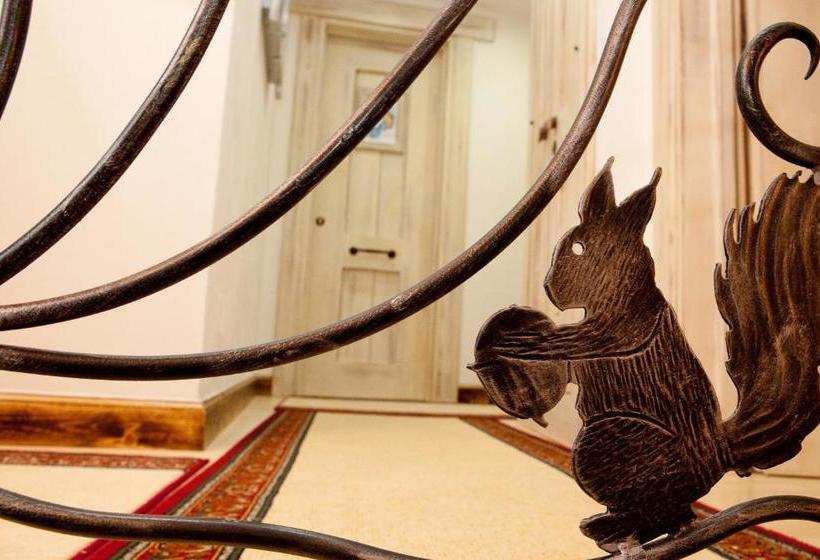 Отель Garnì La Rua Nel Bosco