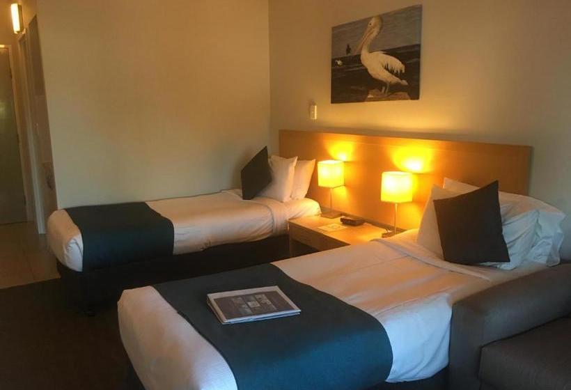 Manly Marina Cove Motel