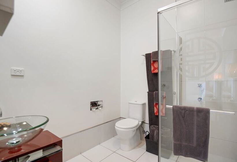 모텔 53 On Victoria