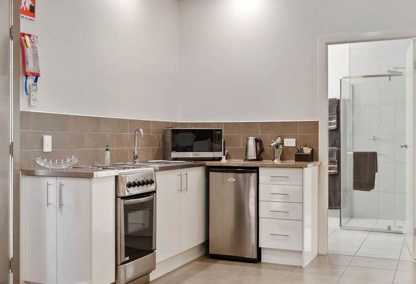 모텔 53 On Victoria